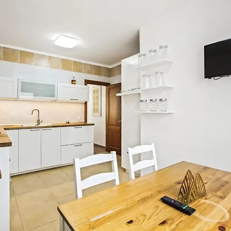 Flora - Vipvipvillas Вилла *