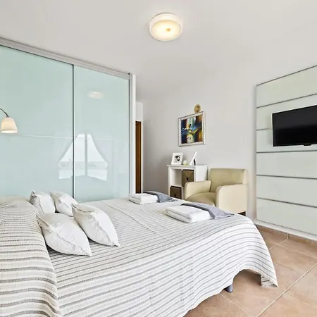 فيلة Flora - Vipvipvillas بلايا بلانكا