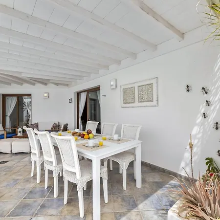 Flora - Vipvipvillas 别墅 *