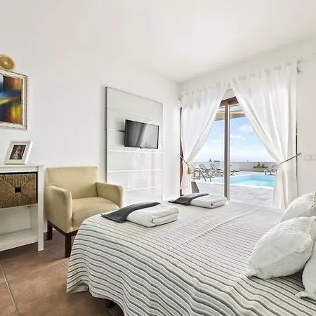 Flora - Vipvipvillas 别墅 *