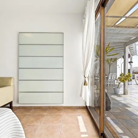 Flora - Vipvipvillas