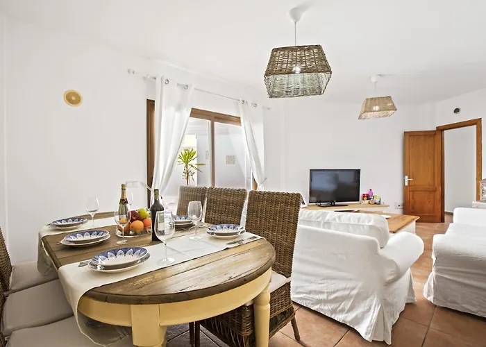 فيلة Flora - Vipvipvillas