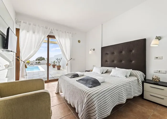 فيلة Flora - Vipvipvillas بلايا بلانكا
