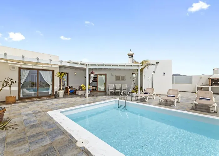 فيلة Flora - Vipvipvillas *